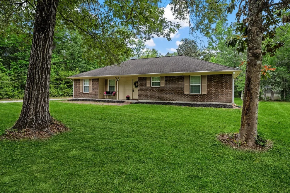 Unit for sale at 27974 Southland Drive, Splendora, TX 77372
