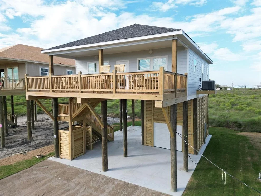 Unit for sale at 1111 Waco, Gilchrist, TX 77617