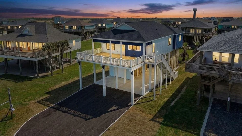 Unit for sale at 4411 Strand Avenue, Crystal Beach, TX 77650