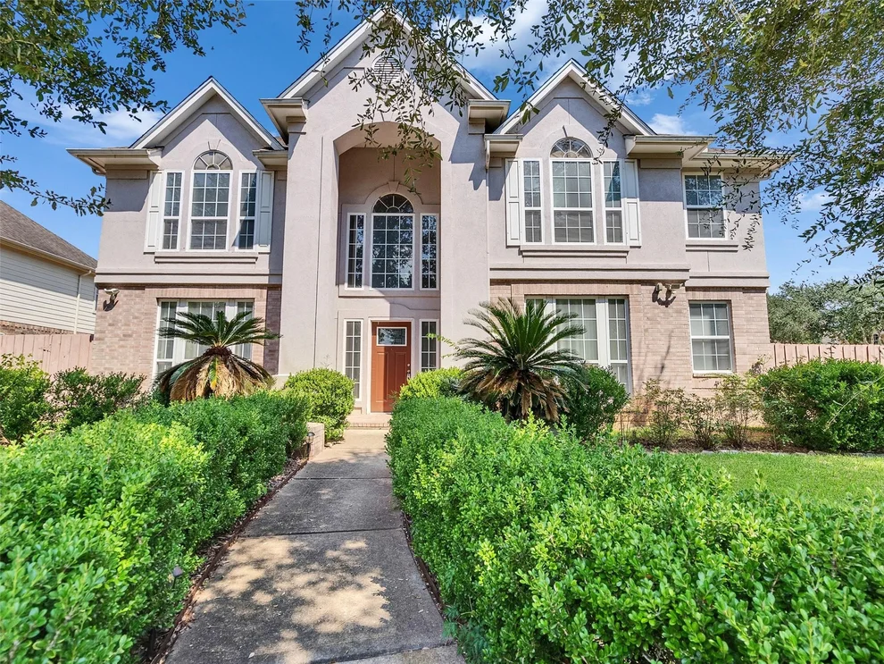 Unit for sale at 3902 Breaux Bridge Lane, Sugar Land, TX 77479