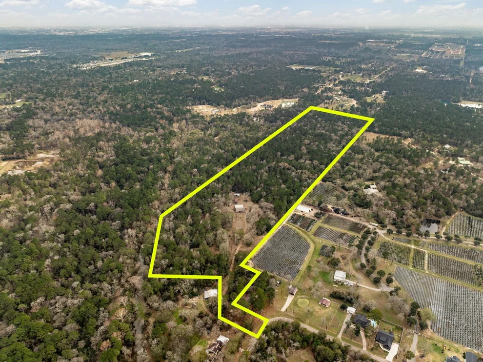 Unit for sale at 15547 Knotty Oaks Trail, Magnolia, TX 77355