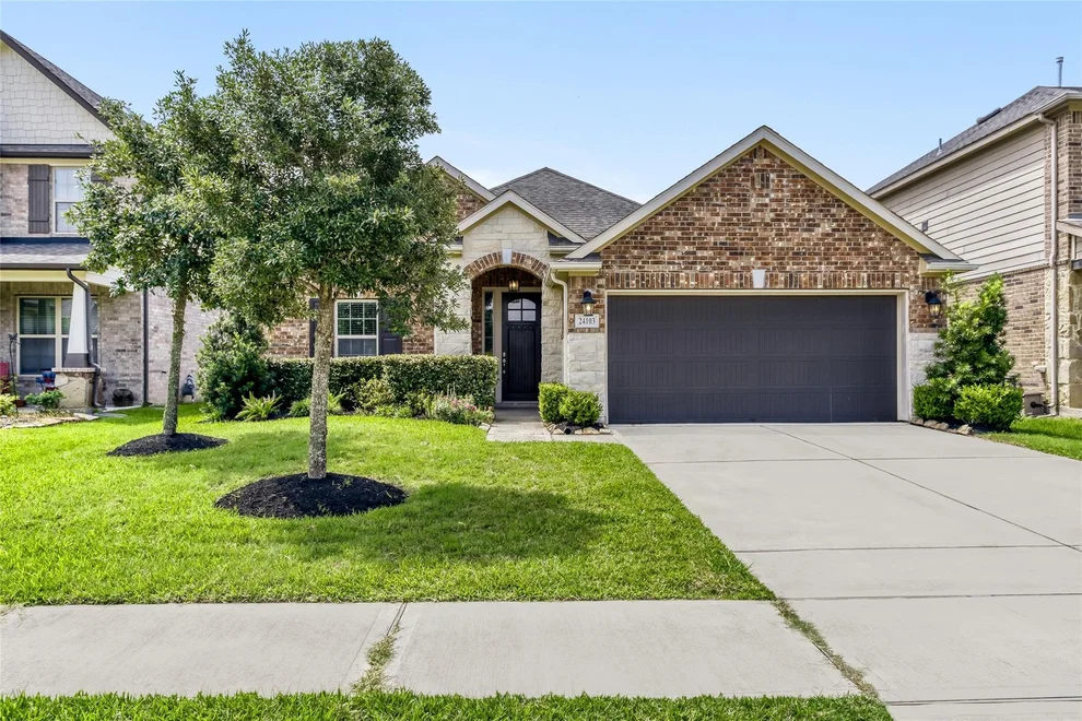 Unit for sale at 24103 Kingdom Isle Lane, Katy, TX 77493