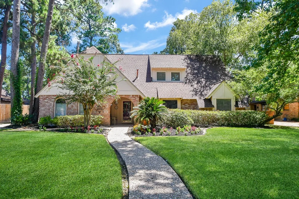 Unit for sale at 17414 Rustic Canyon Trail, Houston, TX 77090