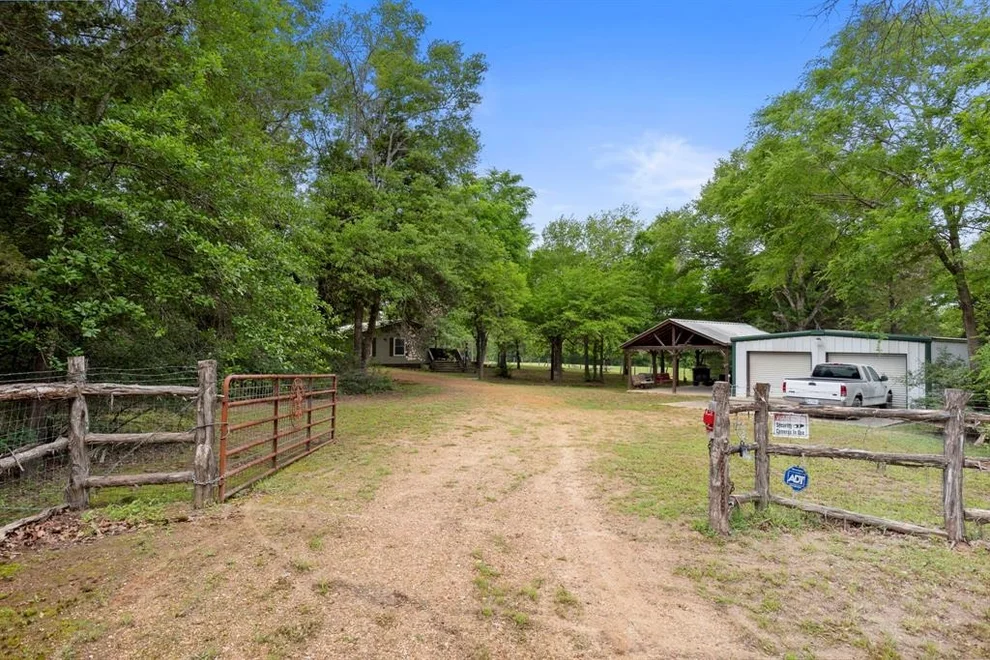 Unit for sale at 1366 County Road 353, Gause, TX 77857