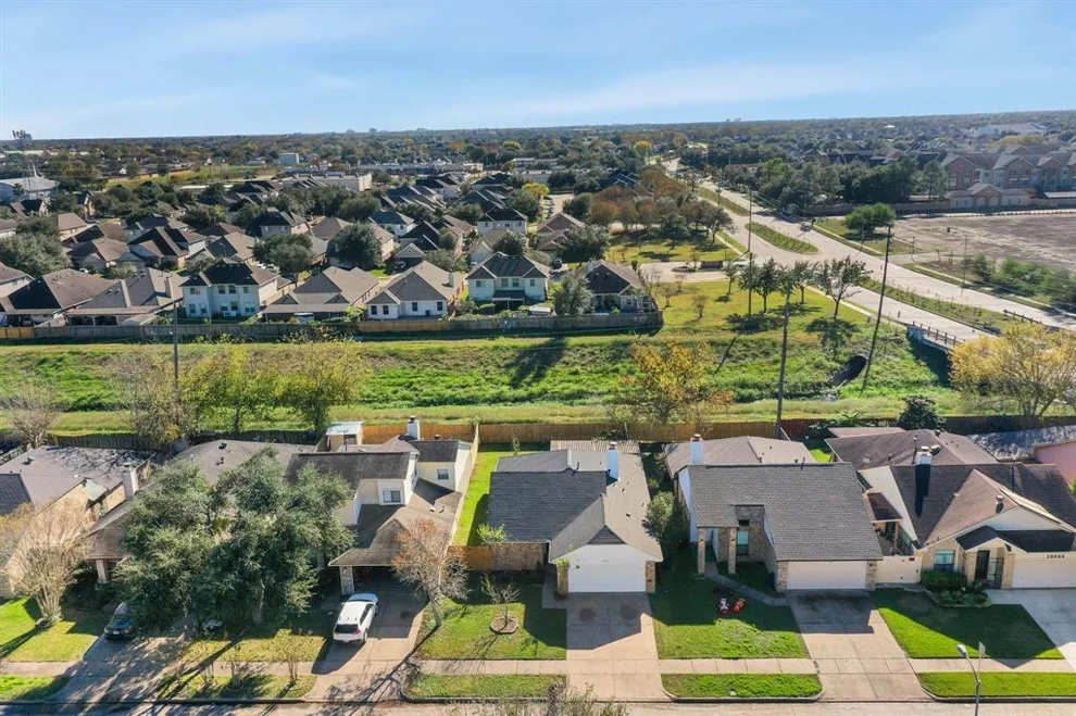 Unit for sale at 13535 Bonilla Lane, Houston, TX 77083