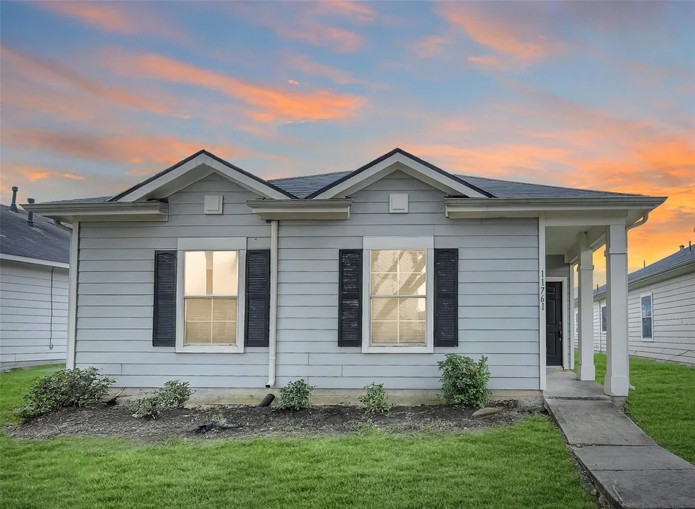 Unit for sale at 11761 Jelicoe Drive, Houston, TX 77047