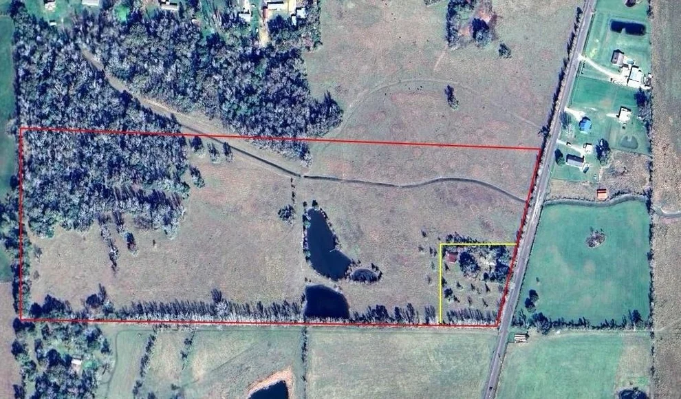 Unit for sale at 5405 County Road 2058, Hull, TX 77564