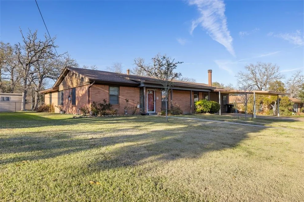 Unit for sale at 902 Mitchell Street, Bryan, TX 77802