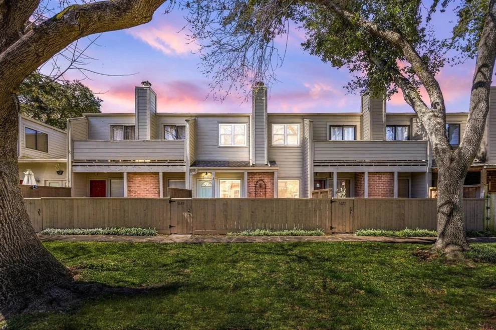 Unit for sale at 1629 Prairie Grove Drive, Houston, TX 77077