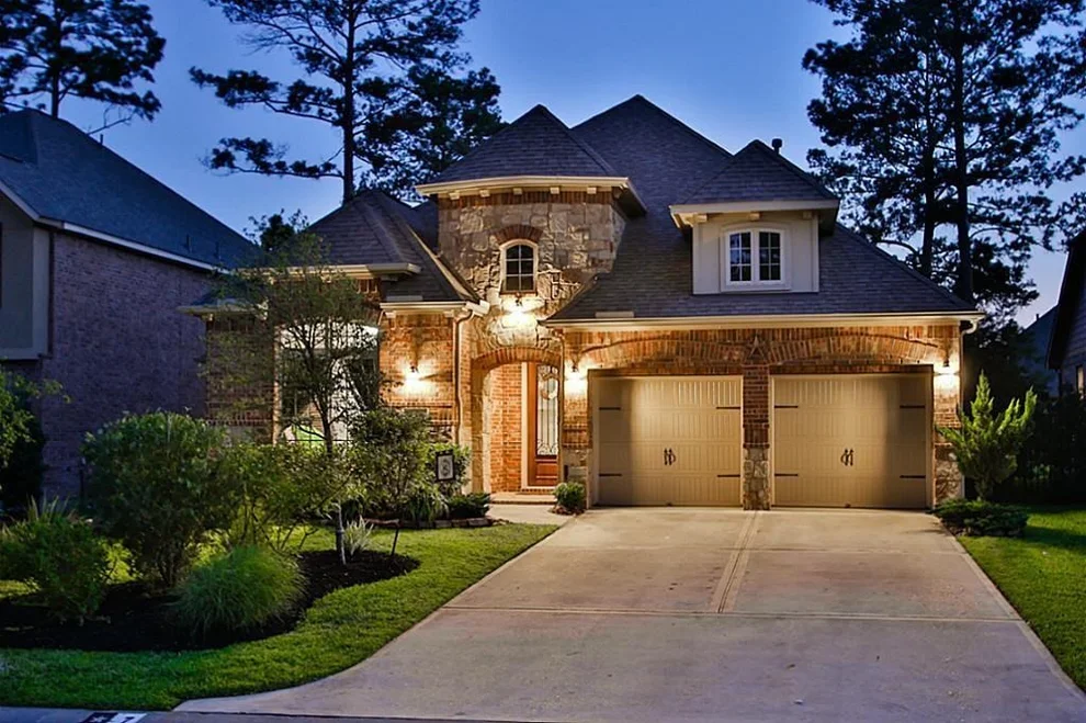 Unit for sale at 7 Camplight Court, The Woodlands, TX 77389