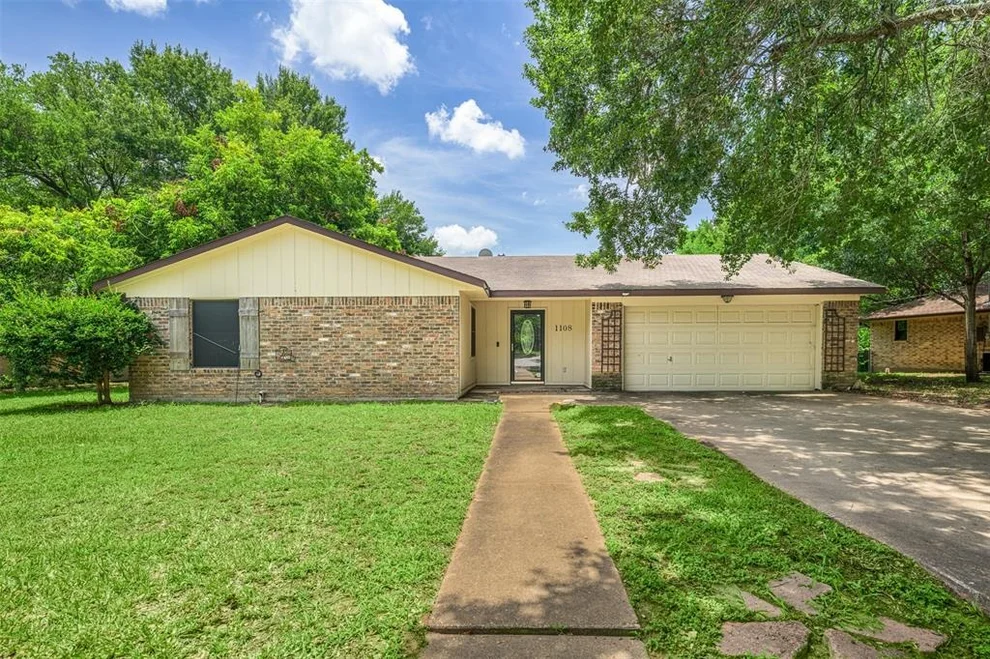 Unit for sale at 1108 Hollis Drive, Brenham, TX 77833
