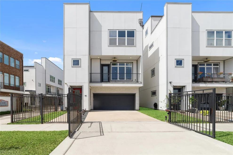 Unit for sale at 6106 Clarkson Lane, Houston, TX 77055