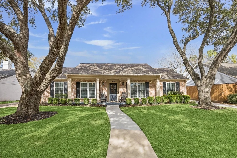 Unit for sale at 11854 Westmere Drive, Houston, TX 77077
