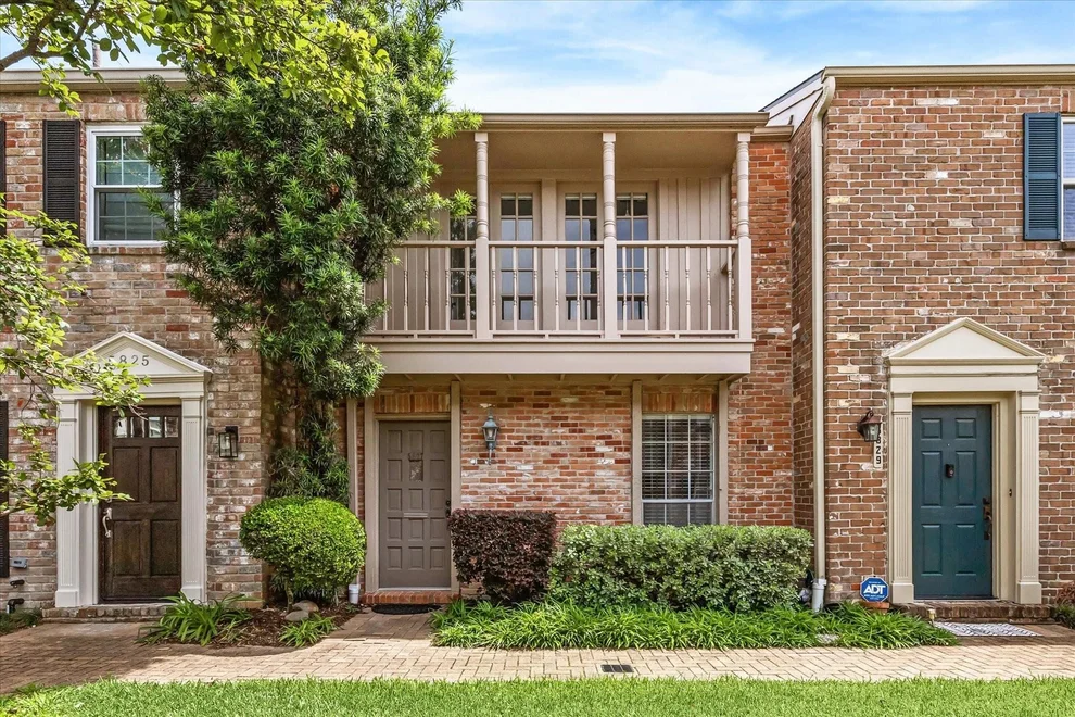 Unit for sale at 5827 Valley Forge Drive, Houston, TX 77057