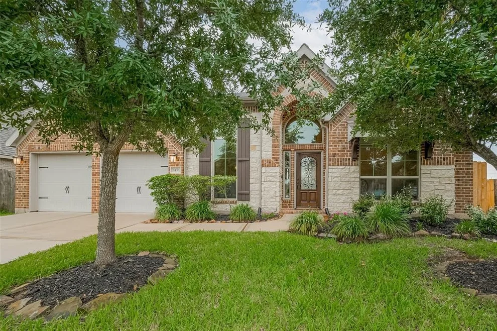 Unit for sale at 3451 Golden Cypress Lane, Pearland, TX 77584