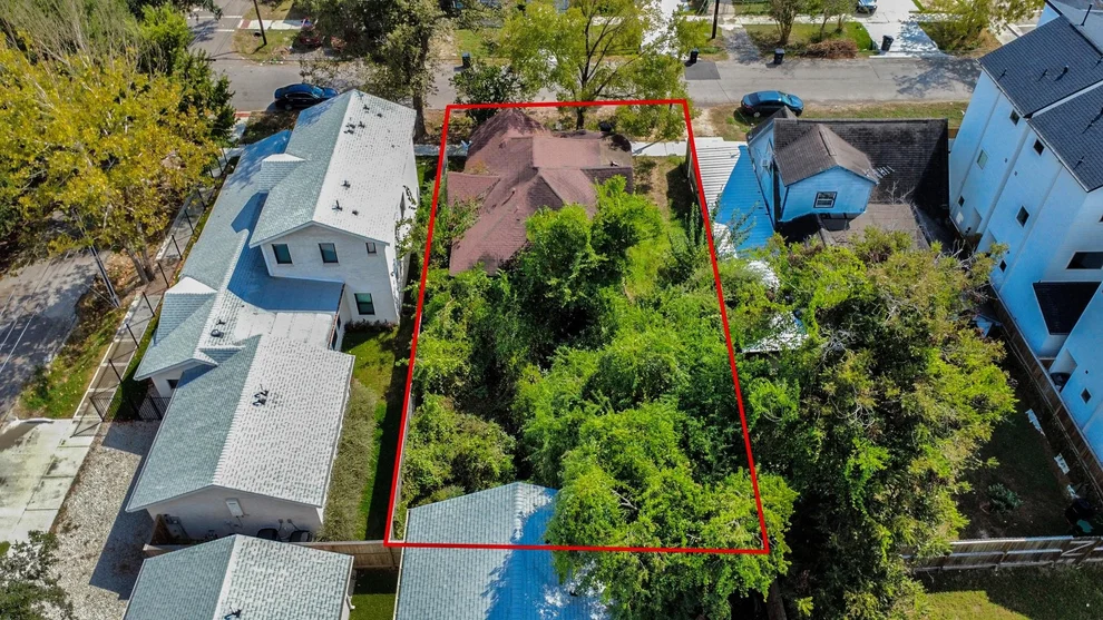 Unit for sale at 2710 Delano Street, Houston, TX 77004