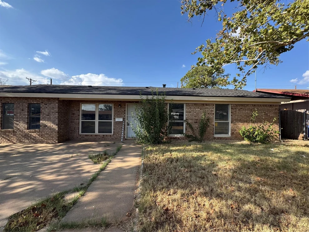 Unit for sale at 1807 E 1st Street, Lubbock, TX 79403