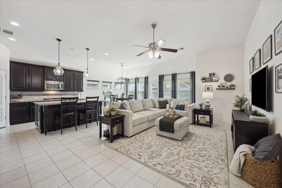 Unit for sale at 2709 Park Crossing, Pearland, TX 77581
