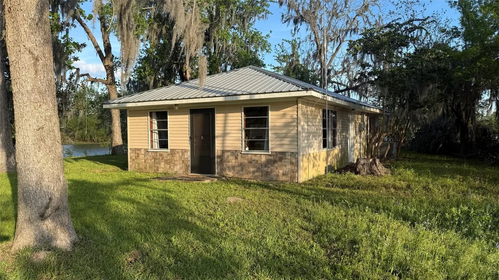 Unit for sale at 215 Weldon, Livingston, TX 77351