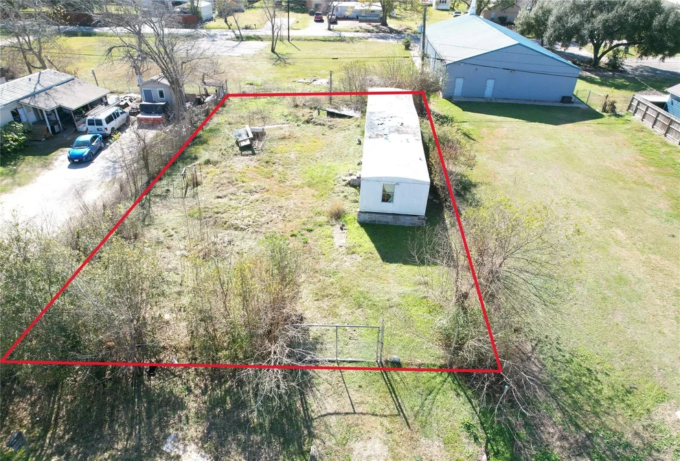 Unit for sale at 206 Crescent Drive, Fresno, TX 77545