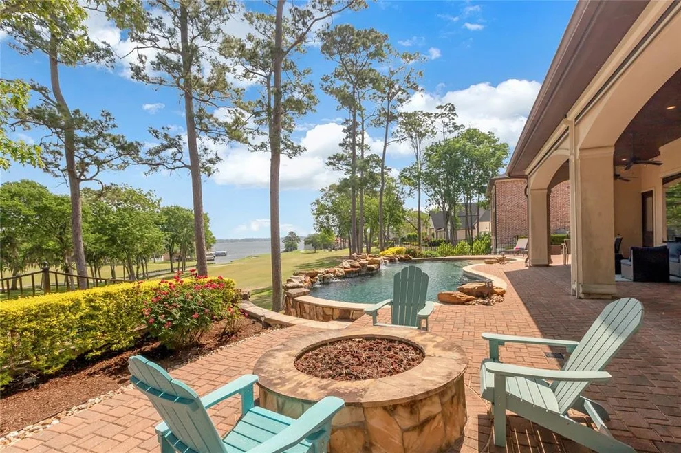Unit for sale at 67 Promenade Street N, Montgomery, TX 77356