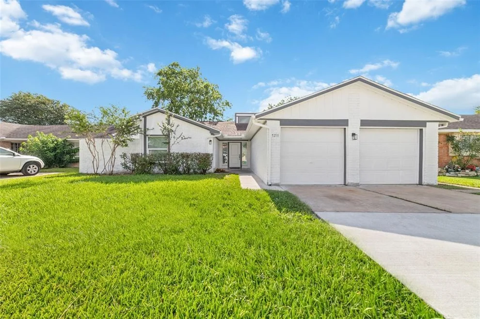 Unit for sale at 7211 Autumn Grove Drive, Houston, TX 77072