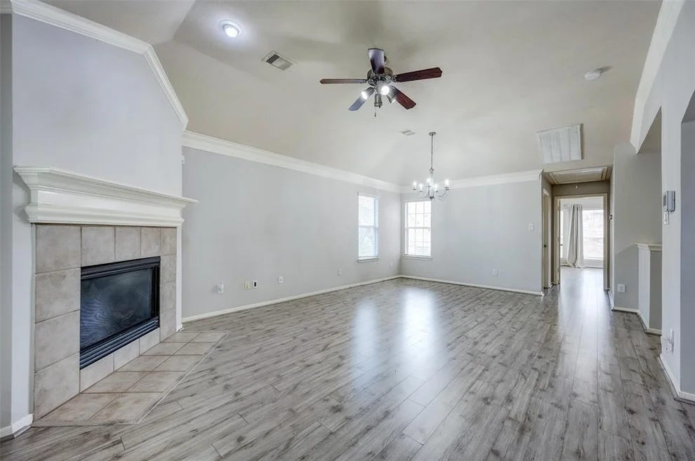 Unit for sale at 6222 Skyline Drive, Houston, TX 77057
