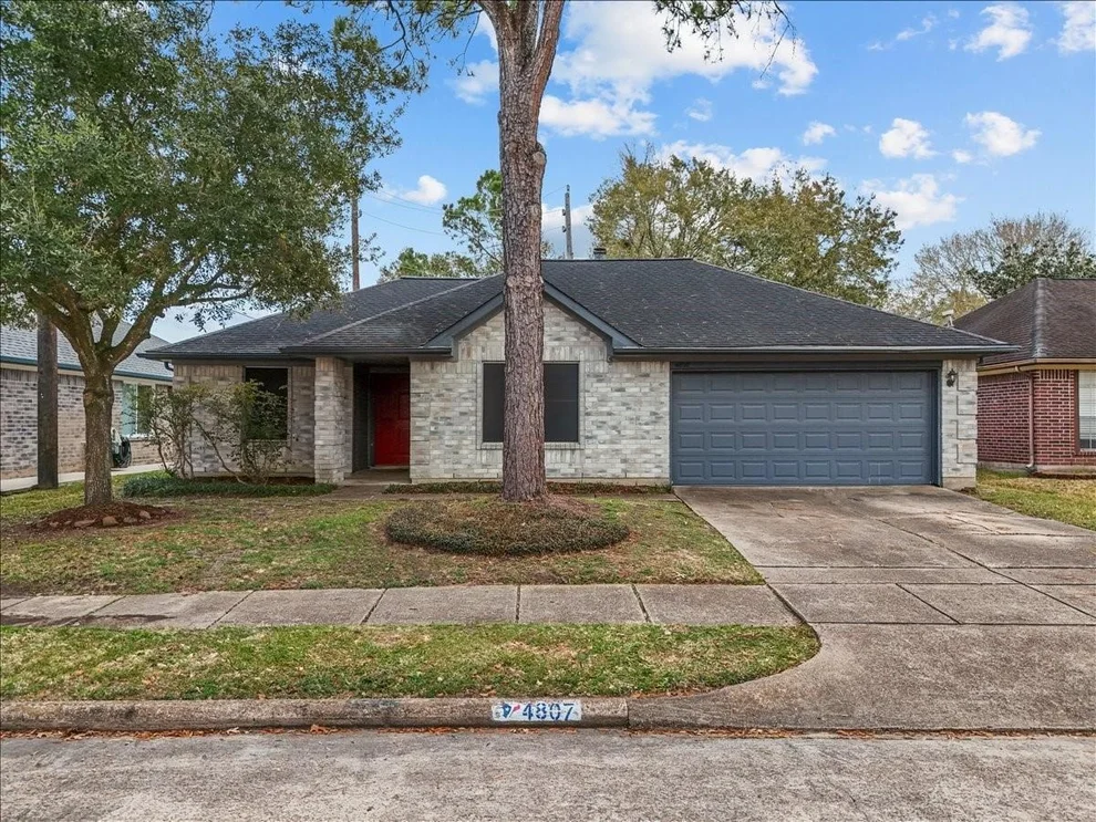 Unit for sale at 4807 Pleasant Plains Drive, Friendswood, TX 77546