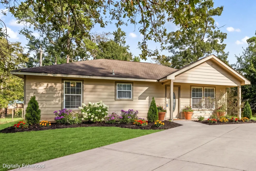 Unit for sale at 10465 Royal York Drive, Conroe, TX 77303