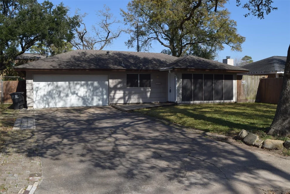 Unit for sale at 7514 Dearborn Street, Houston, TX 77055