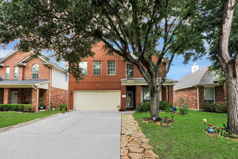 Unit for sale at 16543 Whitaker Creek Drive, Houston, TX 77095