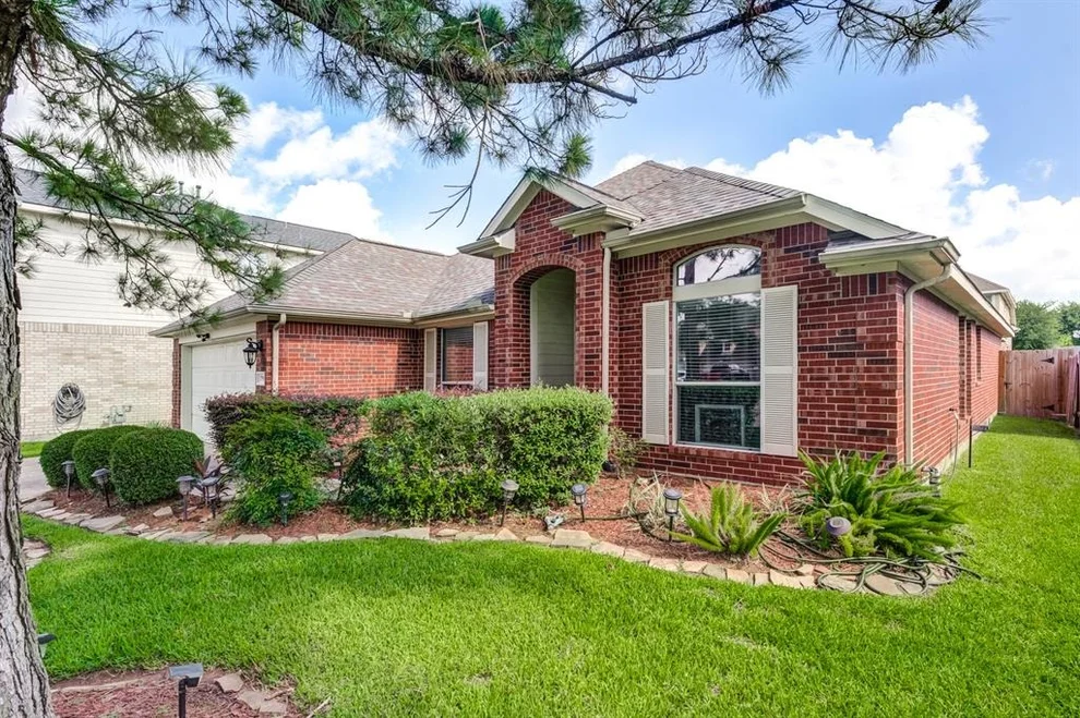 Unit for sale at 17906 Keenan Cove, Houston, TX 77084