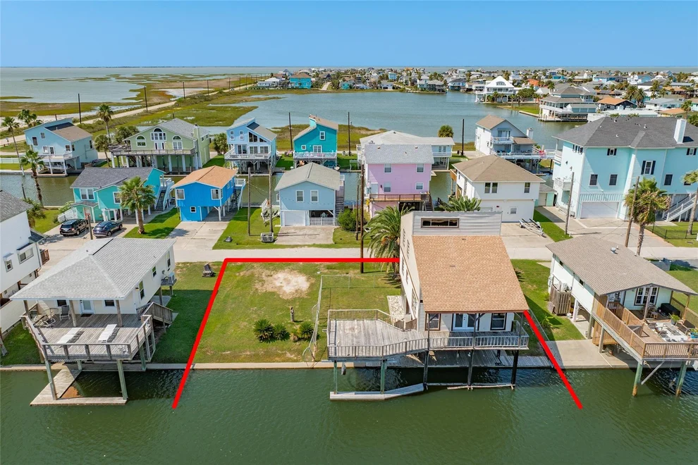 Unit for sale at 16707 & 16709 Kingston Way, Jamaica Beach, TX 77554