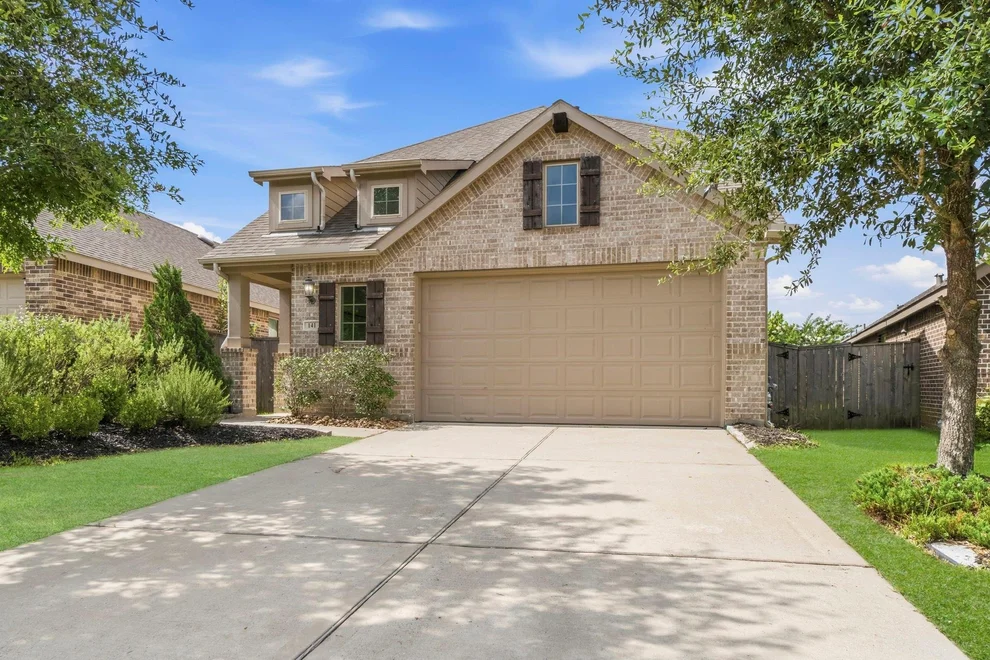 Unit for sale at 141 Emory Birch Drive, Montgomery, TX 77316