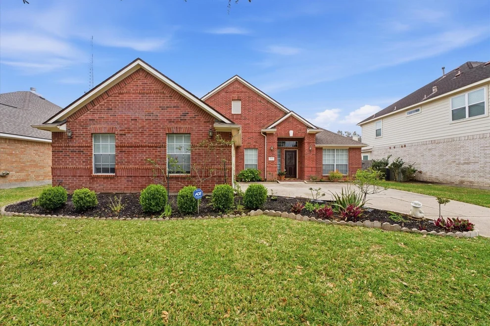 Unit for sale at 2611 Plantation Hollow Court, Missouri City, TX 77459