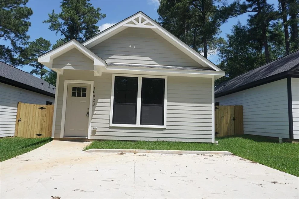 Unit for sale at 9587 Darkwood Street, Willis, TX 77318