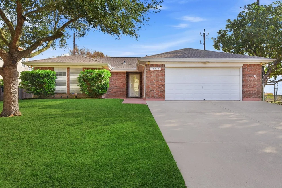 Unit for sale at 12919 Concho, Galveston, TX 77554