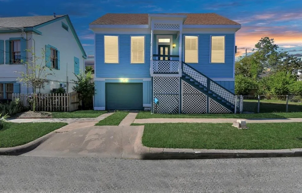 Unit for sale at 1221 20th Street, Galveston, TX 77550