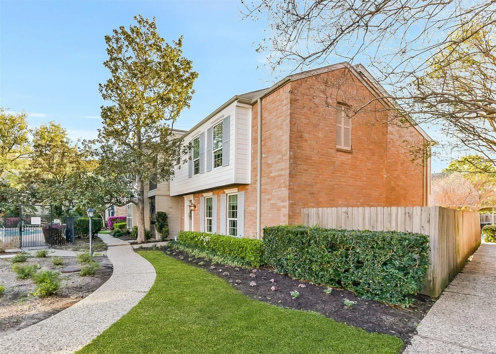 Unit for sale at 7505 Brompton Street, Houston, TX 77025