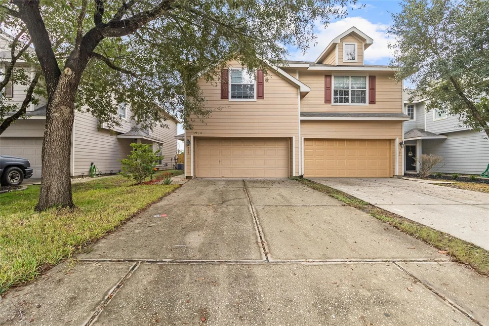 Unit for sale at 3127 Atherton Canyon Ln, Houston, TX 77014