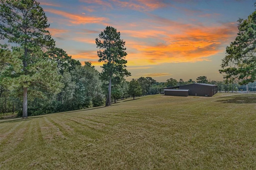 Unit for sale at 8001 Fm 224 Road, Coldspring, TX 77331