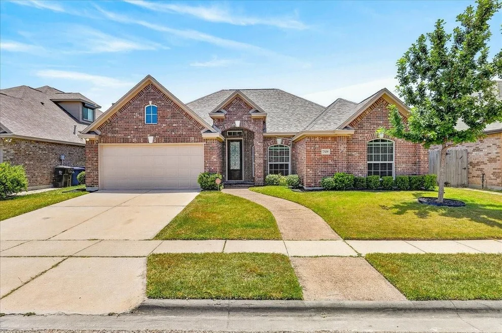 Unit for sale at 7509 Vaquero Drive, Corpus Christi, TX 78414