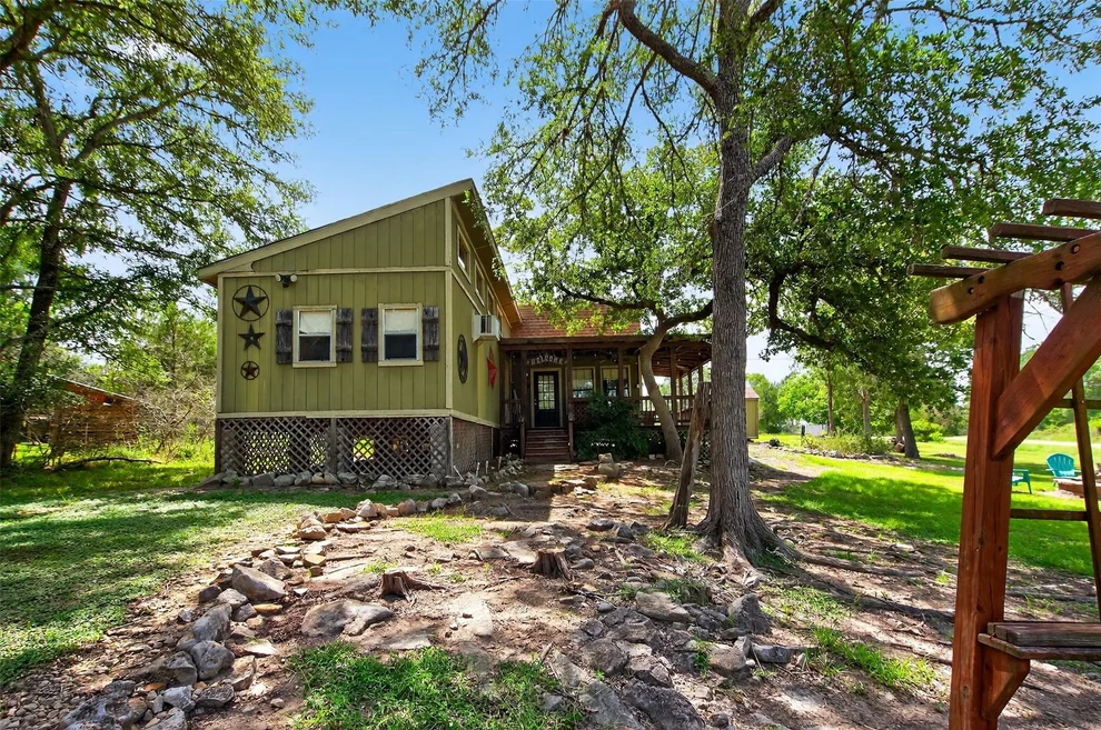 Unit for sale at 702 Birch Hollow Drive, Somerville, TX 77879