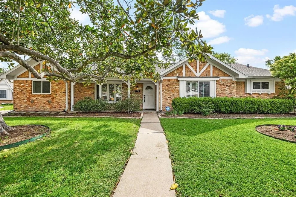 Unit for sale at 8311 Quebec Drive, Houston, TX 77096