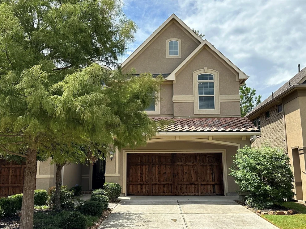 Unit for sale at 11 Silver Rock Drive, Tomball, TX 77375