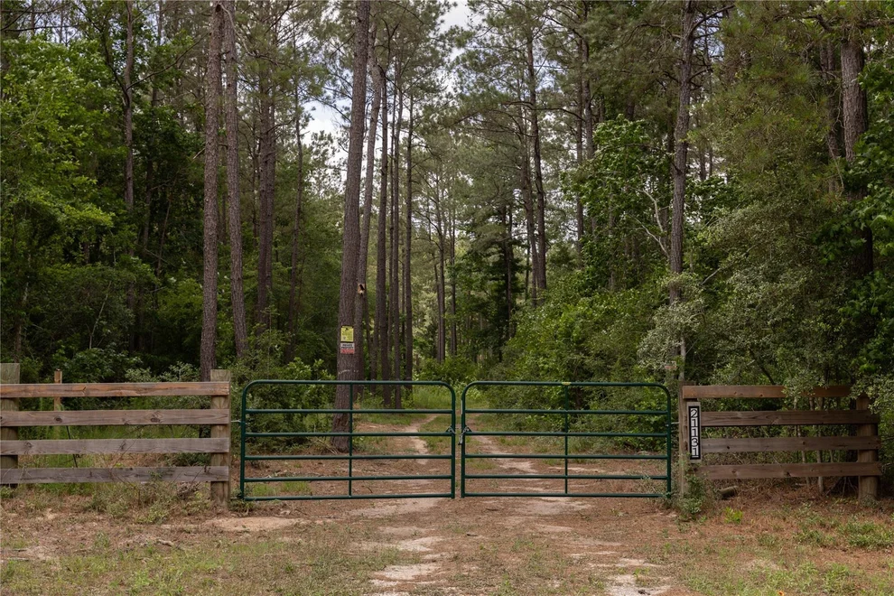 Unit for sale at 21131 Hereford Way, Cleveland, TX 77328
