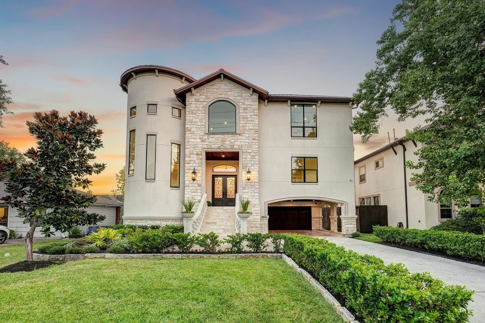 Unit for sale at 4615 Pine Street, Bellaire, TX 77401