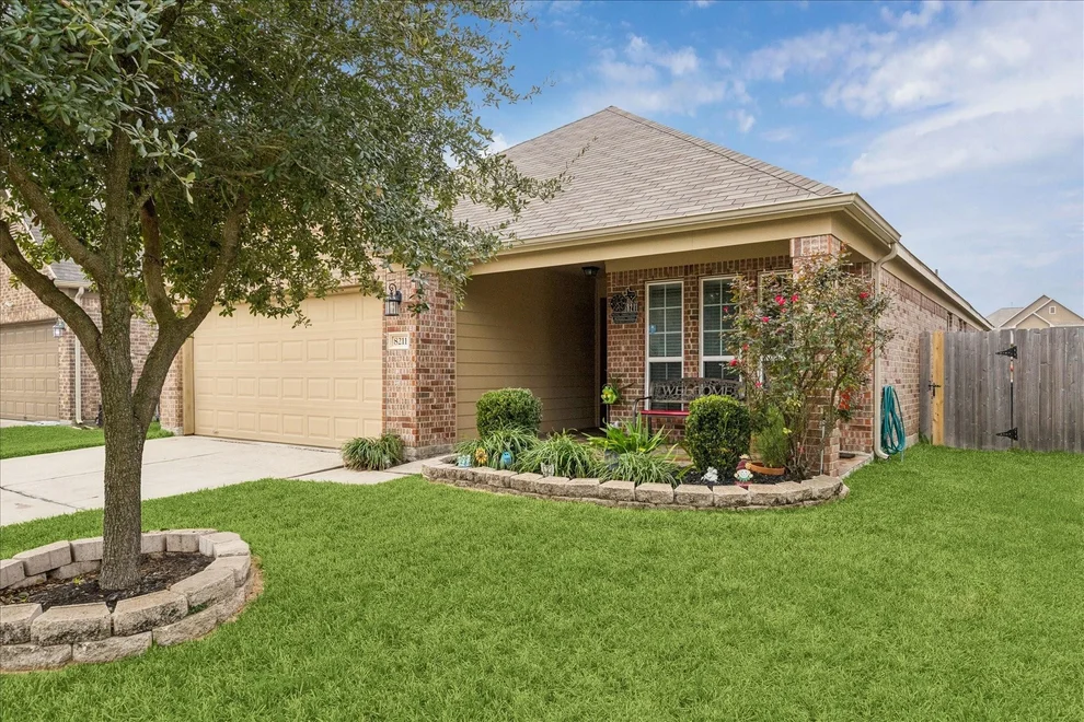 Unit for sale at 8211 Pastel Dawn Trace, Houston, TX 77049