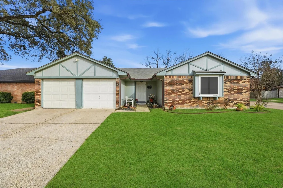Unit for sale at 1322 Great Dover Circle, Channelview, TX 77530