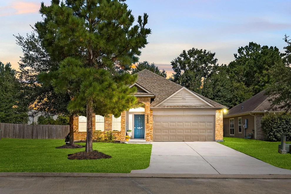 Unit for sale at 1917 Briar Grove Drive, Conroe, TX 77301